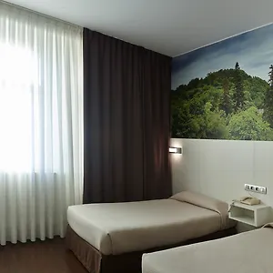 Hotel Seminario Aeropuerto Bilbao Derio
